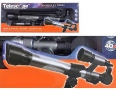 Teleskop window 50x19,2x7,5cm. Wydawca: Madej. SmakLiter.pl Opakowanie Teleskop window 50x19,2x7,5cm