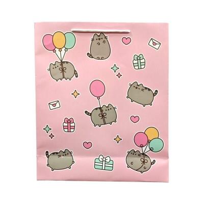Torba papierowa na prezenty duża 40x35x12cm. Wydawca: Pusheen. SmakLiter.pl Opakowanie Torba papierowa na prezenty duża 40x35x12cm