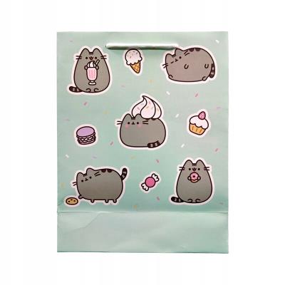 Torba papierowa na prezenty średnia 33x26x12cm. Wydawca: Pusheen. SmakLiter.pl Opakowanie Torba papierowa na prezenty średnia 33x26x12cm