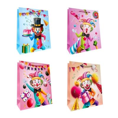 Torebka prezentowa dziecięca M Klaun 3D mix. Wydawca: JU-PITER. SmakLiter.pl Opakowanie Torebka prezentowa dziecięca M Klaun 3D mix