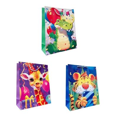 Torebka prezentowa dziecięca M szerokie dno mix. Wydawca: JU-PITER. SmakLiter.pl Opakowanie Torebka prezentowa dziecięca M szerokie dno mix