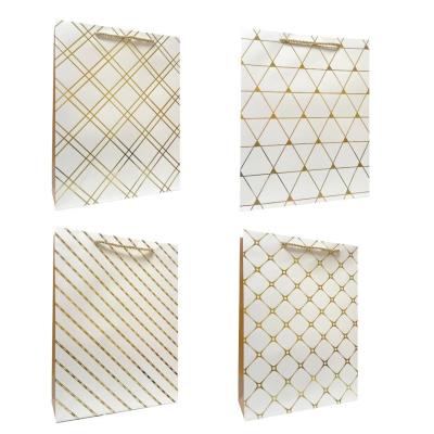 Torebka prezentowa uniwersalna S metal mix. Wydawca: JU-PITER. SmakLiter.pl Opakowanie Torebka prezentowa uniwersalna S metal mix