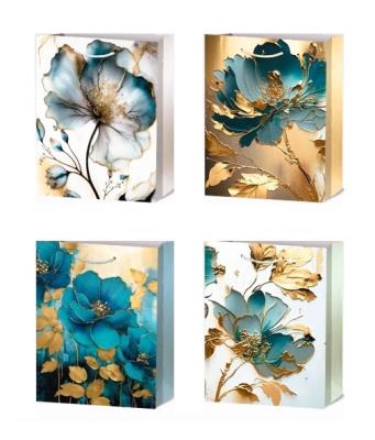 Torebka upominkowa M MIX. Wydawca: W&K. SmakLiter.pl Opakowanie Torebka upominkowa M MIX