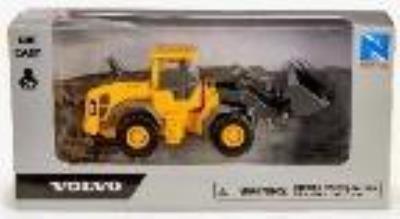 Traktor Mini volvo. Wydawca: Daffi. SmakLiter.pl Opakowanie Traktor Mini volvo