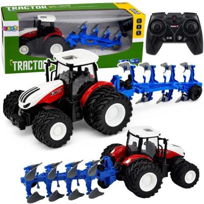 Opakowanie Traktor z pługiem wieloskibowym R/C 1:24