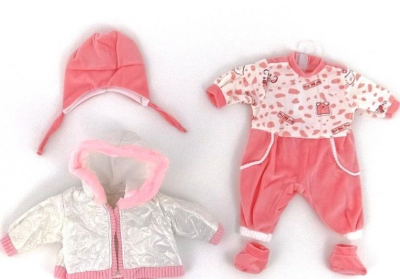 Ubranko dla lalki 45cm. Wydawca: ADAR. SmakLiter.pl Opakowanie Ubranko dla lalki 45cm