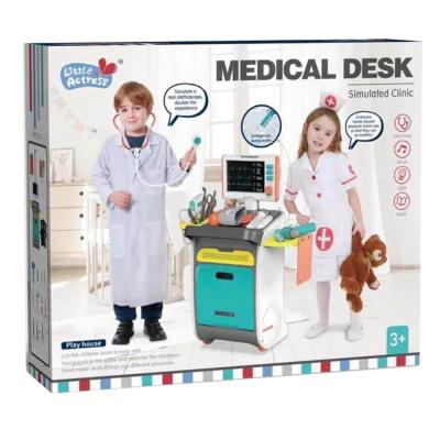 Wózek medyczny pierwsza pomoc. Wydawca: Askato. SmakLiter.pl Opakowanie Wózek medyczny pierwsza pomoc