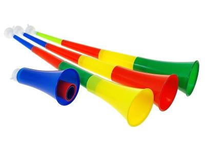 Wuwuzela trąbka MIX. Wydawca: ADAR. SmakLiter.pl Opakowanie Wuwuzela trąbka MIX