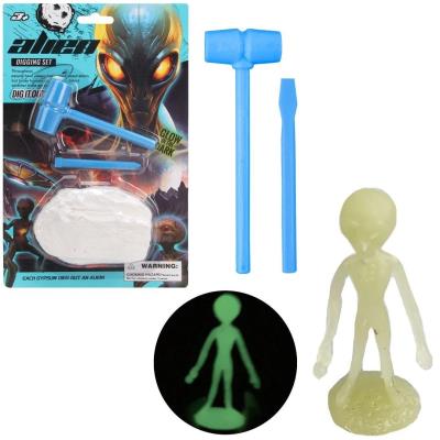 Opakowanie Wykopaliska odkrywca kosmita świecący