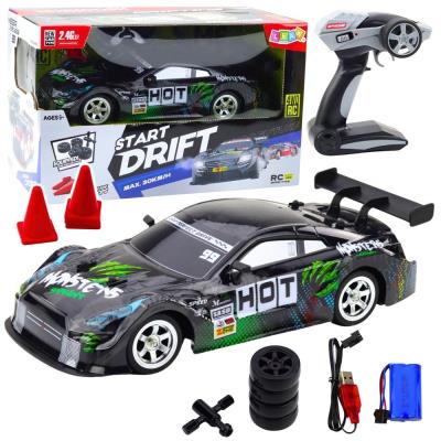 Opakowanie Wyścigówka do driftu R/C 30km/h 1:16