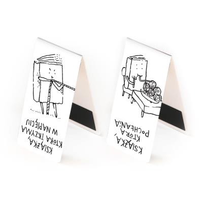 Zakładka magnetyczna - Książka trzyma w napięciu. Wydawca: Molom. SmakLiter.pl Opakowanie Zakładka magnetyczna - Książka trzyma w napięciu