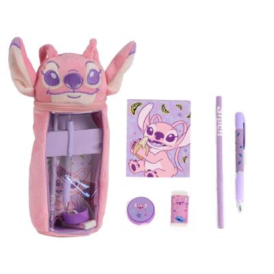 Opakowanie Zestaw akcesoriów szkolnych z piórnikiem Stitch