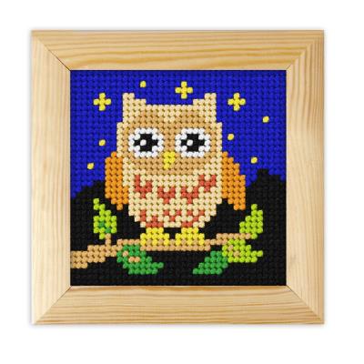 Opakowanie Zestaw do haftu z ramką Moje pierwsze wyszywanie Sówka