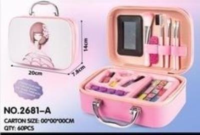 Opakowanie Zestaw do makijażu w walizce