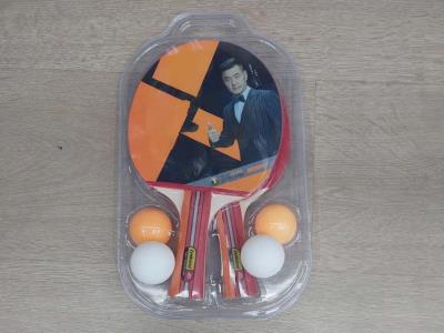 Opakowanie Zestaw do ping pong rakietki+2 piłeczki