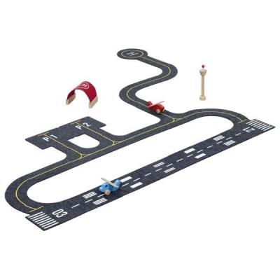 Zestaw do zabawy Lotnisko gokiAir. Wydawca: Goki. SmakLiter.pl Opakowanie Zestaw do zabawy Lotnisko gokiAir