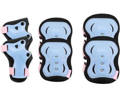 Zestaw ochraniaczy Shield r. L niebieski. Wydawca: Spokey. SmakLiter.pl Opakowanie Zestaw ochraniaczy Shield r. L niebieski