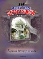 Tajemnica kurczącego się domu SIEDMIORÓG. Autor: Chandler Andy. SmakLiter.pl Okładka książki Tajemnica kurczącego się domu SIEDMIORÓG