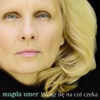 Wciąż się na coś czeka. Autor: Magda Umer. SmakLiter.pl Okładka książki Wciąż się na coś czeka
