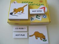 Okładka książki Co robi kot?