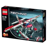 Lego Technic Samolot strażacki. Autor: Technic. SmakLiter.pl Okładka książki Lego Technic Samolot strażacki
