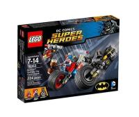 Lego Super Heroes Pościg w Gotham City. Autor: Super Heroes. SmakLiter.pl Okładka książki Lego Super Heroes Pościg w Gotham City