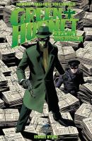 Green Hornet. Zielony Szerszeń T.1 Upadek z wysoka. Autor: Waid Mark. SmakLiter.pl Okładka książki Green Hornet. Zielony Szerszeń T.1 Upadek z wysoka