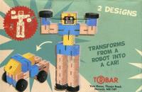 Drewniany samochodorobot niebieski. Wydawca: Tobar. SmakLiter.pl Opakowanie Drewniany samochodorobot niebieski