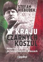 W kraju czarnych koszul. Autor: Stefan Niebudek. SmakLiter.pl Okładka książki W kraju czarnych koszul