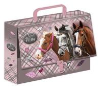 Okładka książki Teczka z rączką - Walizeczka Nice And Pretty