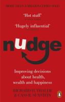 Nudge. Autor: Richard  H. Thaler, Cass R. Sunstein. SmakLiter.pl Okładka książki Nudge