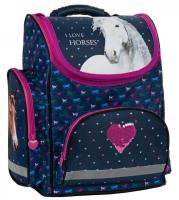 Tornister ergonomiczny MB Konie 17 DERFORM. Wydawca: Derform. SmakLiter.pl Opakowanie Tornister ergonomiczny MB Konie 17 DERFORM