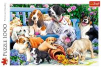 Puzzle 1000 Psy w ogrodzie TREFL. Wydawca: Trefl. SmakLiter.pl Opakowanie Puzzle 1000 Psy w ogrodzie TREFL