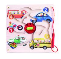 Drewniany labirynt z kulkami -pojazdy. Wydawca: Playme. SmakLiter.pl Opakowanie Drewniany labirynt z kulkami -pojazdy