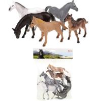 Zestaw 5 figurek koni Animal World. Wydawca: ToiToys. SmakLiter.pl Opakowanie Zestaw 5 figurek koni Animal World
