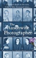 The Auschwitz Photographer. Autor: Crippa Luca, Onnis Maurizio. SmakLiter.pl Okładka książki The Auschwitz Photographer