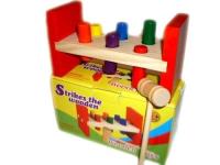 Opakowanie Drewniany stolik z młotkiem