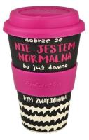 Kubek bambusowy BM-015 Nie jestem normalna. Wydawca: Kukartka. SmakLiter.pl Opakowanie Kubek bambusowy BM-015 Nie jestem normalna