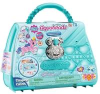 Aquabeads Zestaw Deluxe z walizeczką. Wydawca: Epoch. SmakLiter.pl Opakowanie Aquabeads Zestaw Deluxe z walizeczką