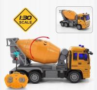 Betoniarka R/C + ładowarka + św/dź. Wydawca: Rastar. SmakLiter.pl Opakowanie Betoniarka R/C + ładowarka + św/dź