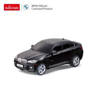 BMW X6 R/C 1:24. Wydawca: Rastar. SmakLiter.pl Opakowanie BMW X6 R/C 1:24