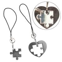 Breloki puzzle. Wydawca: ARPEX. SmakLiter.pl Opakowanie Breloki puzzle