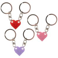 Breloki serce z klocków MIX. Wydawca: ARPEX. SmakLiter.pl Opakowanie Breloki serce z klocków MIX