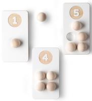 Cyklop Czesiu - Drewniana przeplatanka edukacyjna. Wydawca: Milin. SmakLiter.pl Opakowanie Cyklop Czesiu - Drewniana przeplatanka edukacyjna