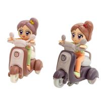 Dziewczynka na skuterku mix. Wydawca: Askato. SmakLiter.pl Opakowanie Dziewczynka na skuterku mix