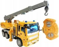 Dźwig R/C + ładowarka + św/dź. Wydawca: Rastar. SmakLiter.pl Opakowanie Dźwig R/C + ładowarka + św/dź