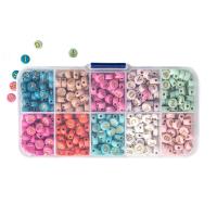 Opakowanie Koraliki literki 10 kolorów ok. 282szt