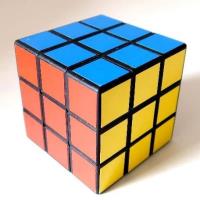 Kostka. Wydawca: Pegaz Toys. SmakLiter.pl Opakowanie Kostka