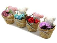 Opakowanie Koszyczek z kwiatami i misiem MIX