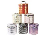 Kuferek L z lusterkiem na zamek 20x19x20cm. Wydawca: ADAR. SmakLiter.pl Opakowanie Kuferek L z lusterkiem na zamek 20x19x20cm